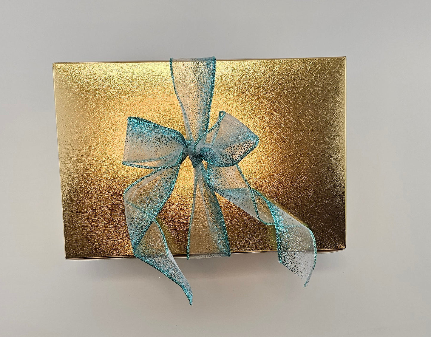 
                  
                    Gift Box Set Chocolate Covered Raisins Hazelnuts & Almonds
                  
                