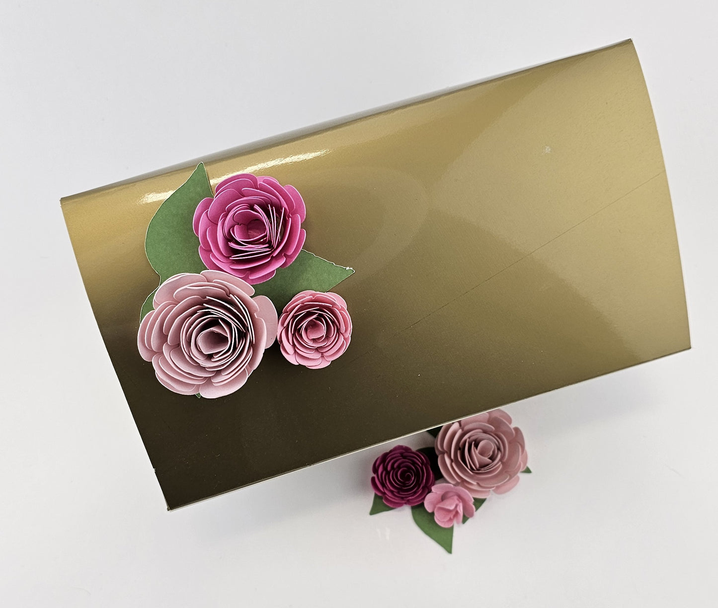 
                  
                    Moments That Matter — Rose Gift Box
                  
                